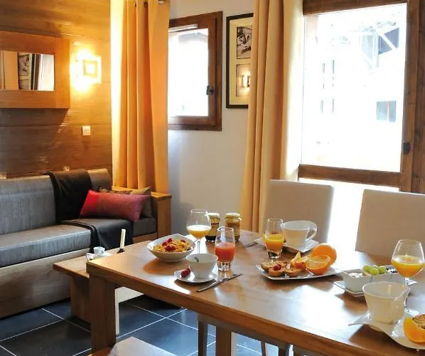 Travelski Premium - Les D'edelweiss *